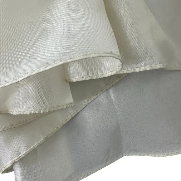 Dave and Johnny by Laura Ryner Vintage Embroidered Beaded Gown (5/6) - Picture 13 of 14